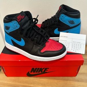 Women’s Air Jordan 1 High
OG 'UNC To Chicago'